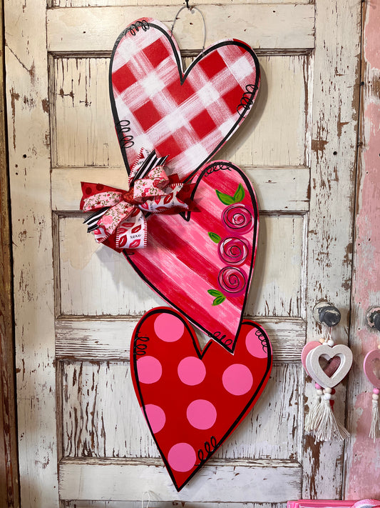3 hearts door hanger