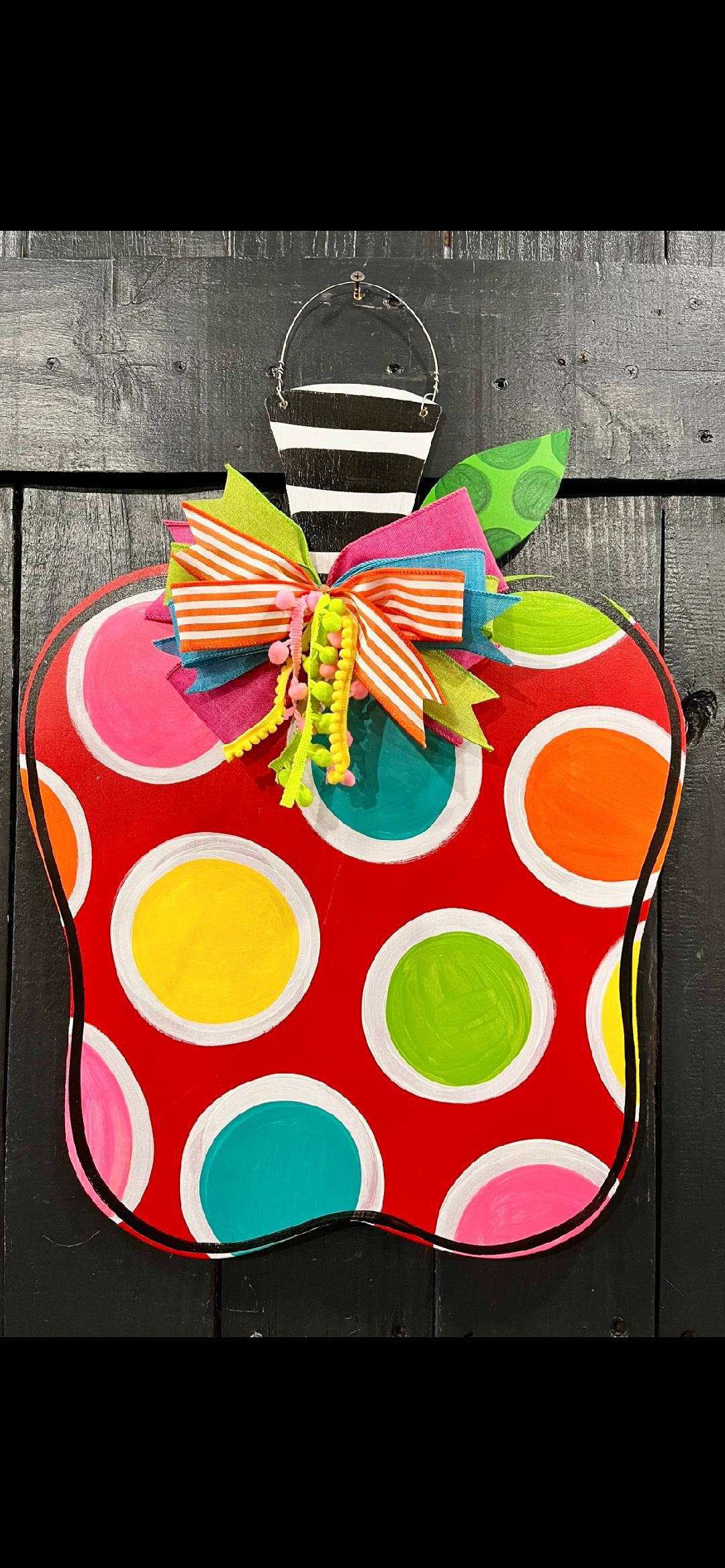 Teacher apple door hanger